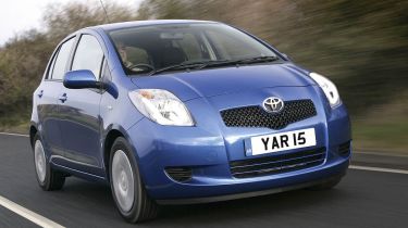 yaris2