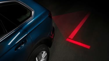 Volkswagen interactive lights - Optical Park Assist