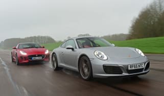 Porsche 911 Carrera S vs Jaguar F-Type R