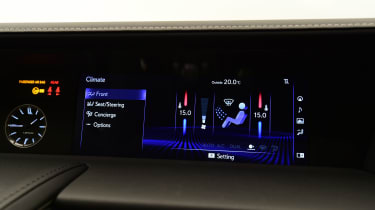 Lexus LC 500h - climate control