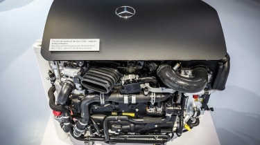Mercedes GLC F-Cell plug-in - engine