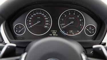 BMW 4 Series Gran Coupe 2014 dials