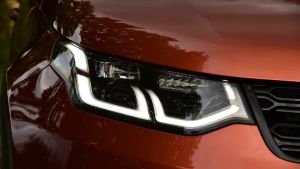 Land Rover Discovery Sport D180 first report - front lights