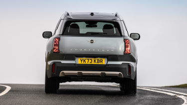 New MINI Countryman Cooper Exclusive - rear action