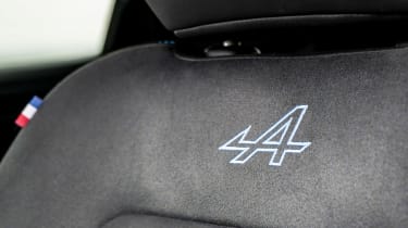 Renault Arkana Esprit Alpine seat stitching