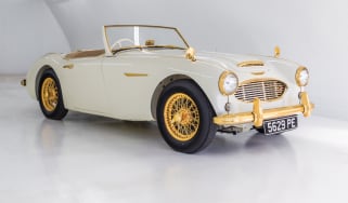 Austin Healey 100-Six - header