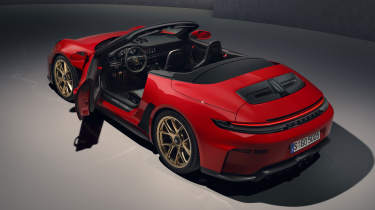 Porsche 911 SC - rear studio
