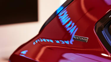 Bentley Bentayga Huntsman - badge