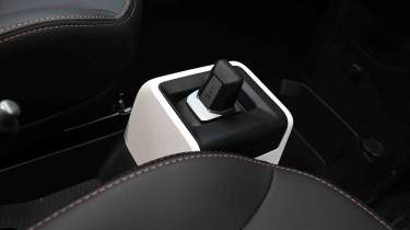 Dacia Spring - gear selector