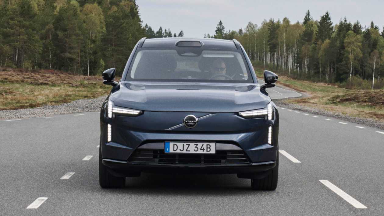 Volvo%20EX90%20prototype-6.jpg