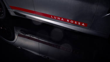 Alfa Romeo Giulia Quadrifoglio Luna Rosa - side detail