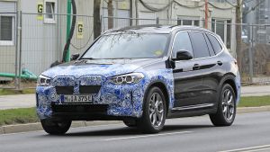 BMW%20IX3%20spy-14.jpg