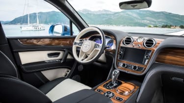 Bentley Bentayga Diesel - interior