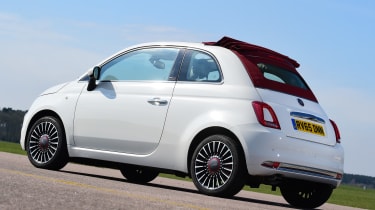 Fiat 500C 2016 - rear quarter