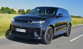 Range Rover Sport SV - main image