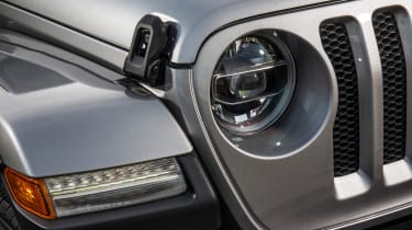 Jeep Wrangler  - headlights