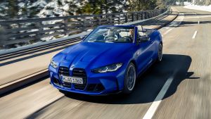 BMW M4 Competition Convertible - front action