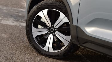 Volvo XC40 - alloy wheels