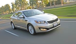 Kia Optima front track