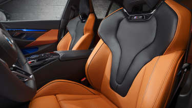 BMW M5 - front seats