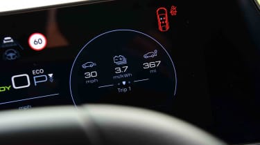 Peugeot E-3008 - trip computer