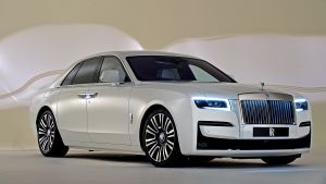 Rolls-Royce%20Ghost%202020%20-4.jpg