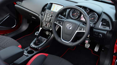 Vauxhall Astra GTC BiTurbo front interior