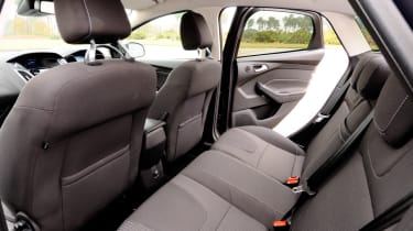 Ford Focus 2.0 TDCi Titanium rear seats