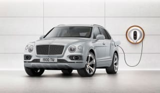 Bentley Bentayga PHEV - plugged-in