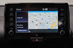 Toyota Yaris - navigation studio