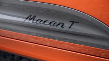 Porsche Macan T - Macan T badge