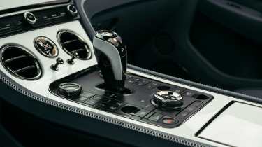 Bentley Continental GTC Azure - transmission