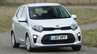 Kia Picanto vs Volkswagen up! vs Hyundai i10 - pictures 