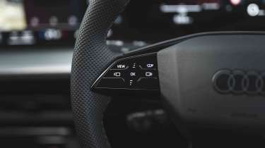 Audi Q5 - Virtual cockpit controls