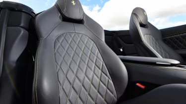 Ferrari California T Handling Speciale - front seats