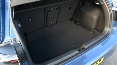 Volkswagen Golf - boot