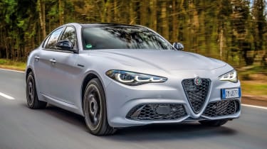 Alfa Romeo Giulia - front