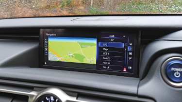 Used Lexus RC - screen