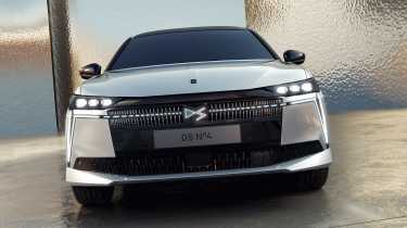 DS No4 PHEV - full front