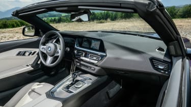 BMW Z4 2022 facelift cabin