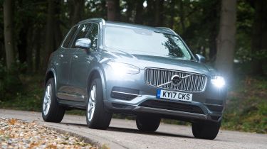 Volvo XC90 T8 - front action