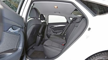 Hyundai i40 - rear seats