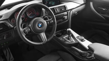 BMW 330e - dash