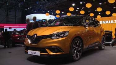 Renault Scenic Geneva - front three quarter