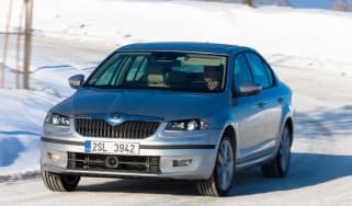 Skoda Octavia front tracking