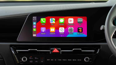 Kia Niro HEV - smartphone screen