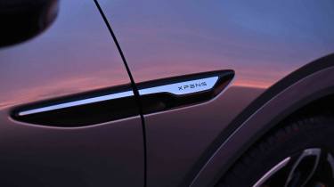 XPeng G6 - side trim detail