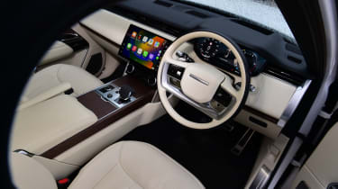 Range Rover - interior (driver&#039;s door view)