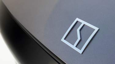Zeekr 7GT - Zeekr badge