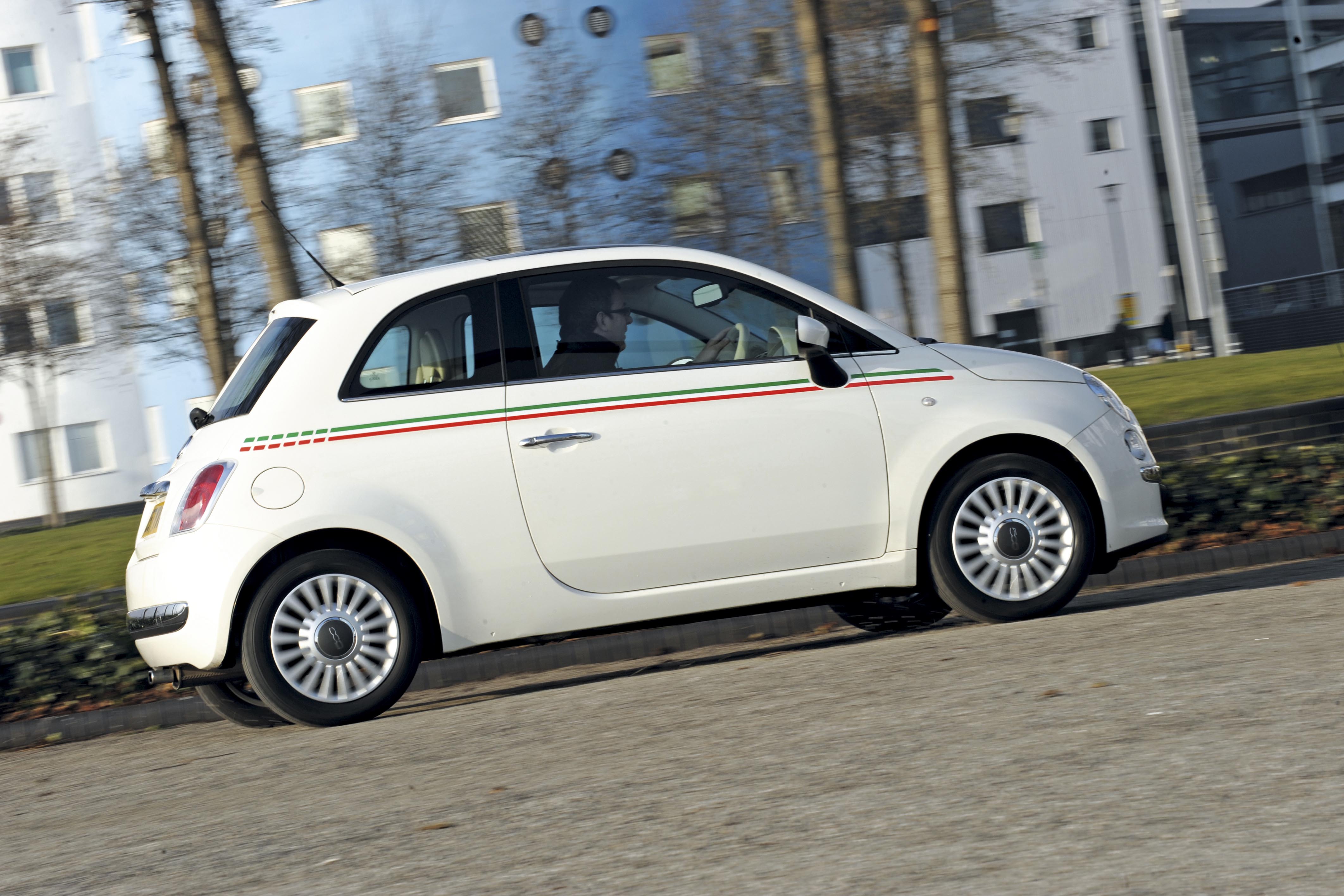 Fiat 500 1 2 Lounge Auto Express